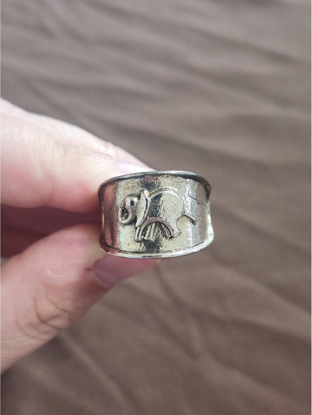 Vintage Silver Elephant Band Ring Size 9